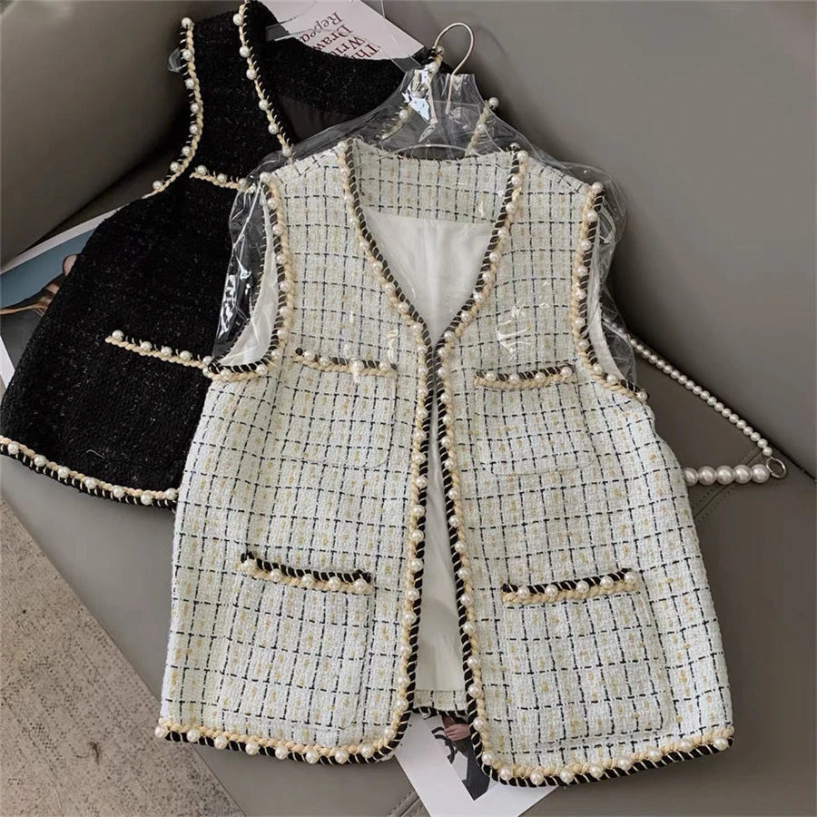 Women’s Tweed Plaid Vest – Wool-Blend Waistcoat with Pearl Buckle, Sleeveless Jacket (Vintage Korean Style, Spring/Fall)