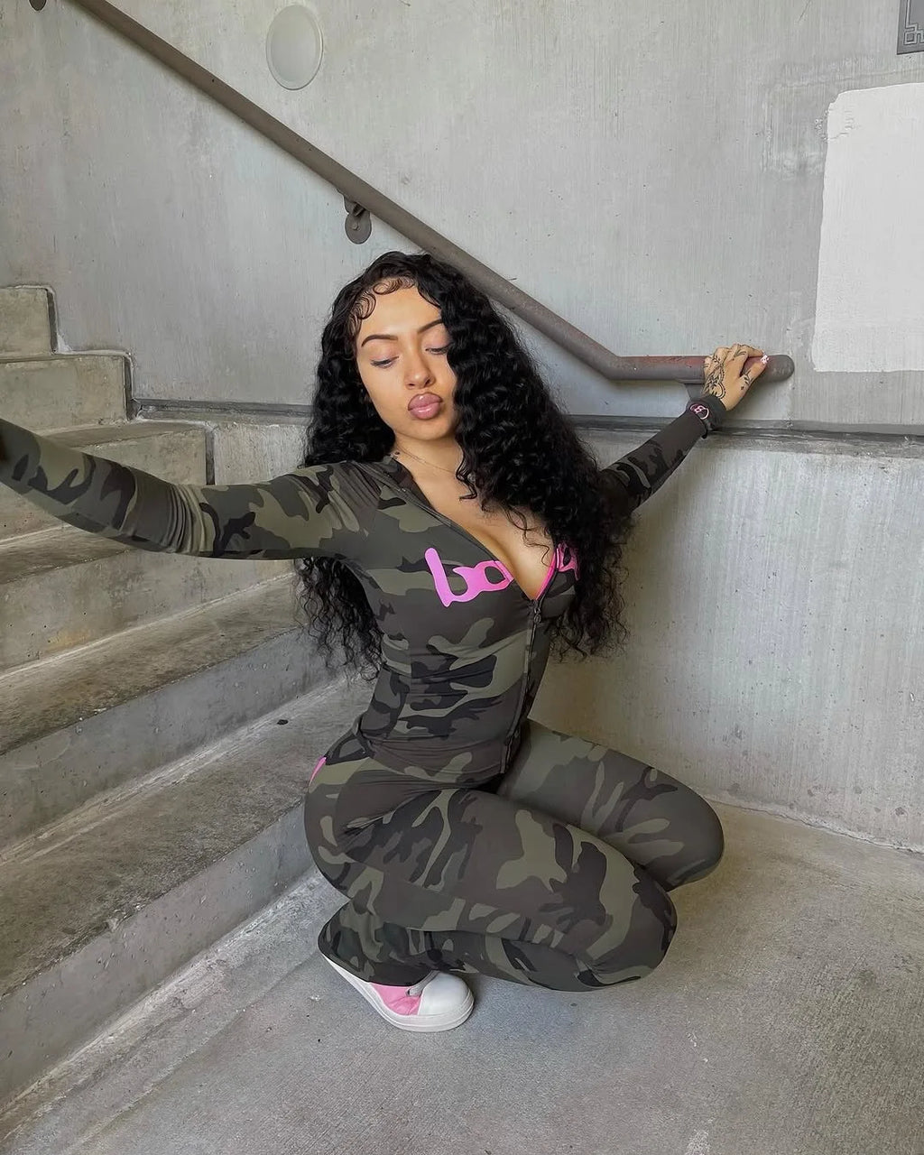 2025 Autumn New Style Cross-border European-American Stylish Letter-Printed Hooded Long-Sleeved Blouse and Pants Set for Versati