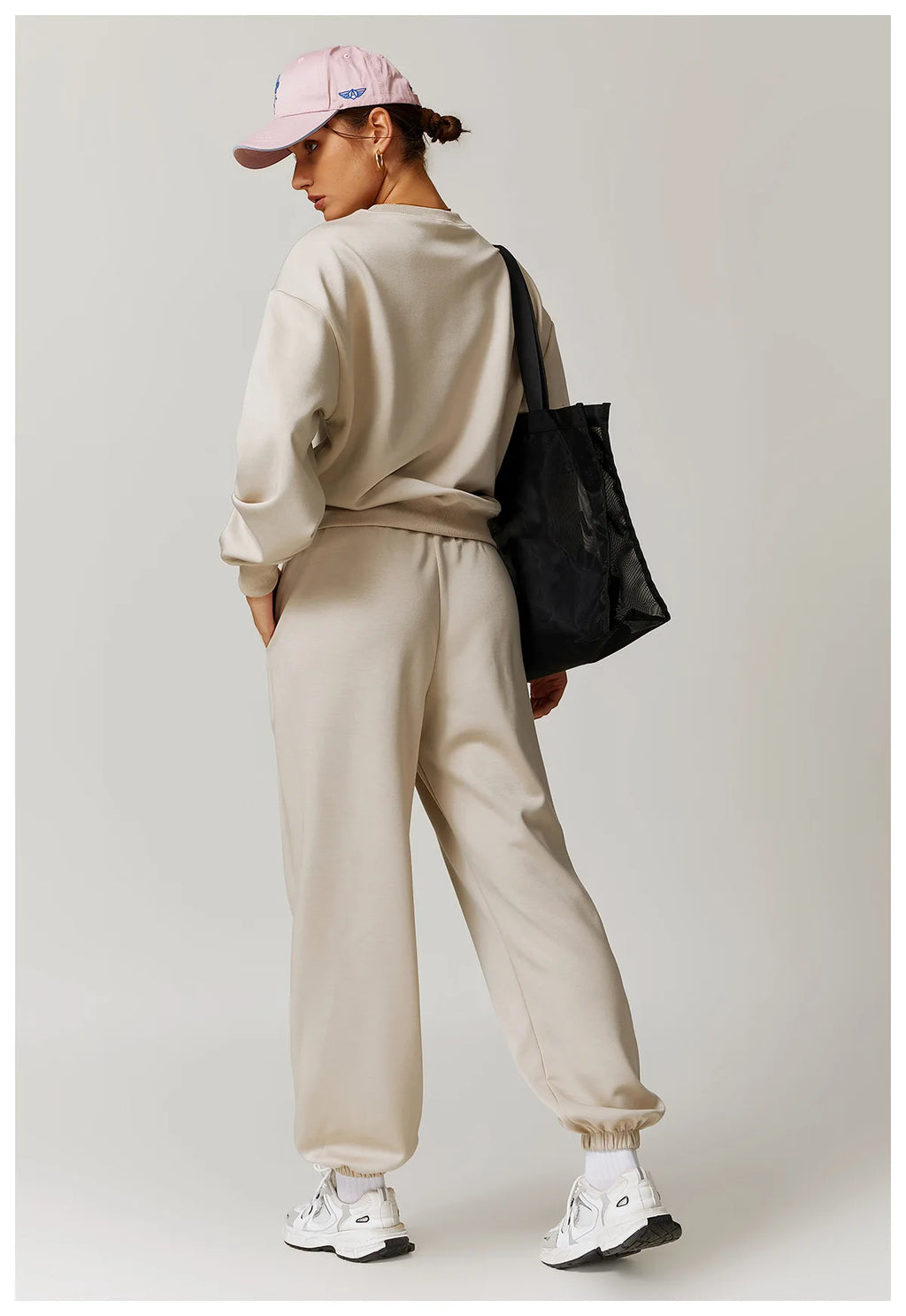 Women’s Classic Crewneck Sweatshirt – Loose Fit Pullover