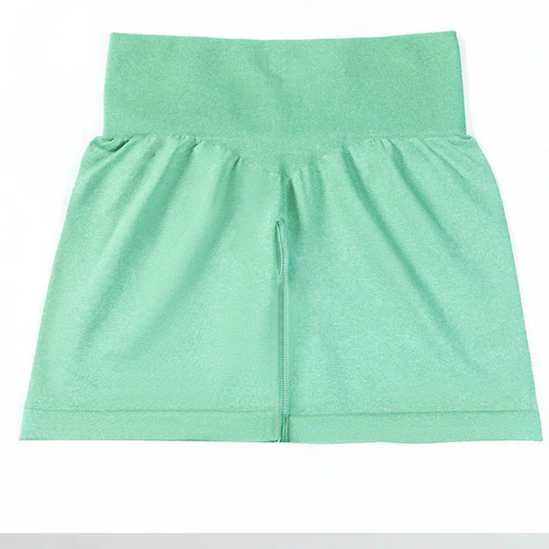 Dozw Seamless Soft Shorts — High-Waist Yoga & Fitness Wear for Women