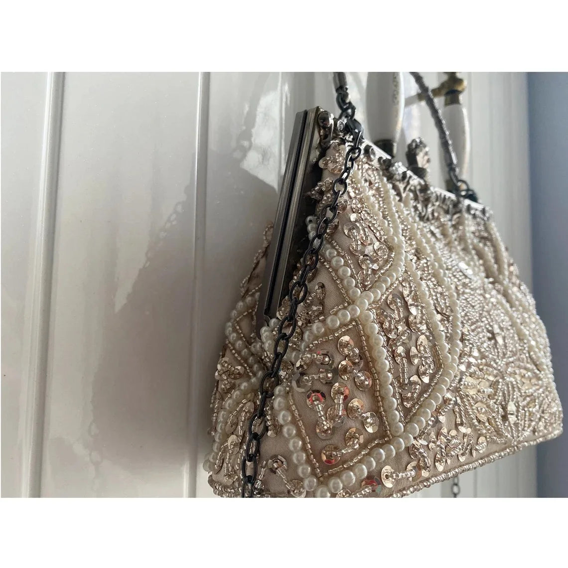 Lost in Vintage Clutch Handbag Beaded and Sequin Kiss-lock Closurer Shoulder Bag Crossbody Detachable ChainProm Evening Party