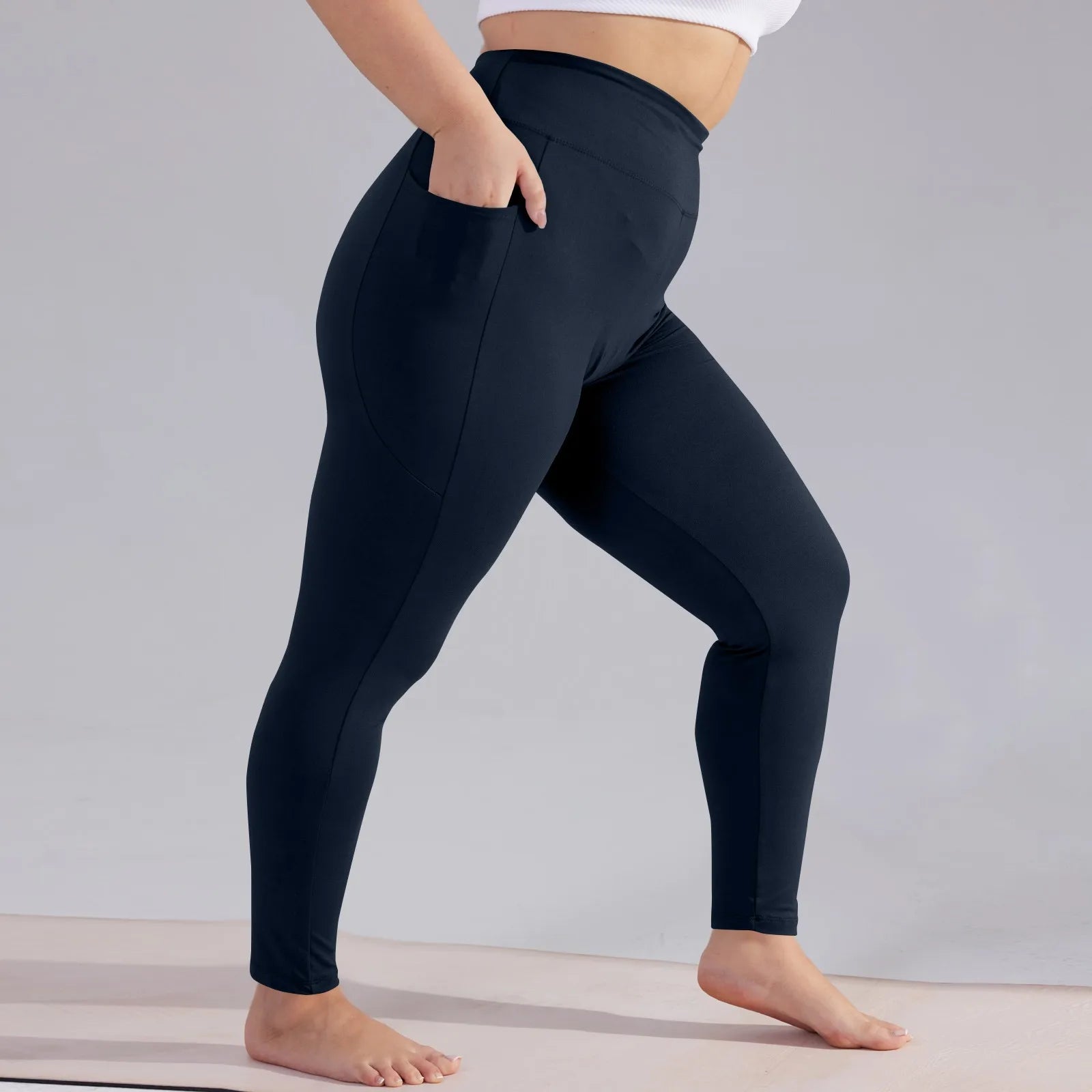 Plus Size Women’s High-Waisted Yoga Pants with Pockets – Hip Lift Athletic Leggings