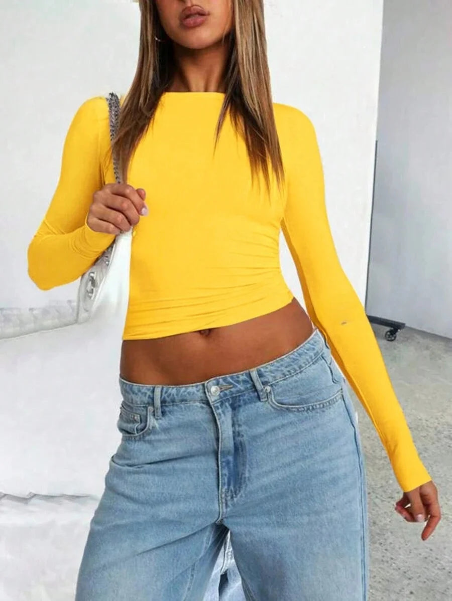 Women’s Slim Fit Long Sleeve Crop Top – Basic Layering Tee for Spring & Fall Fashion (Y2K Style)