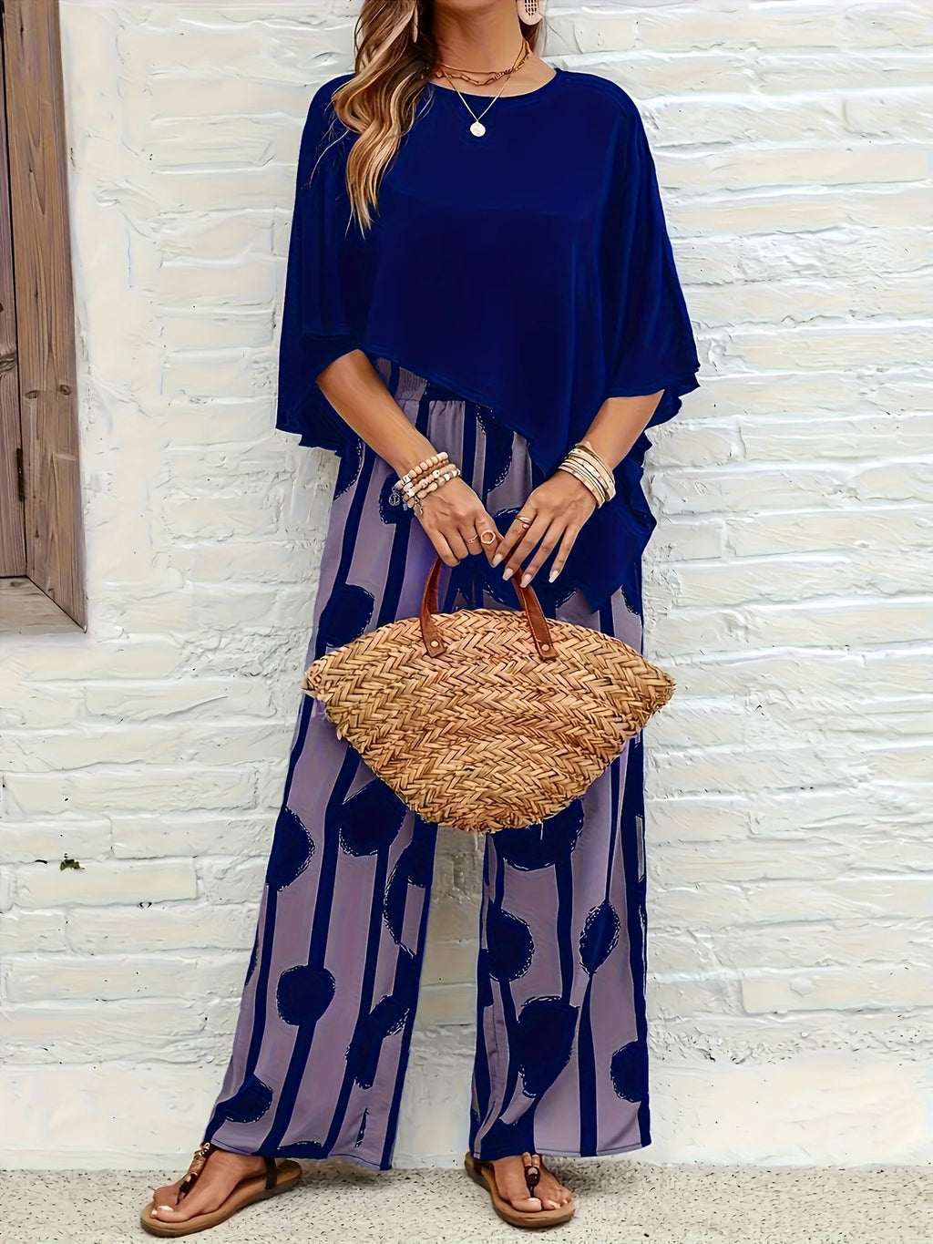 Women's casual plus size suits Spring and summer suits Round neck Geometric pattern Bat short sleeve top and straight pants Wome