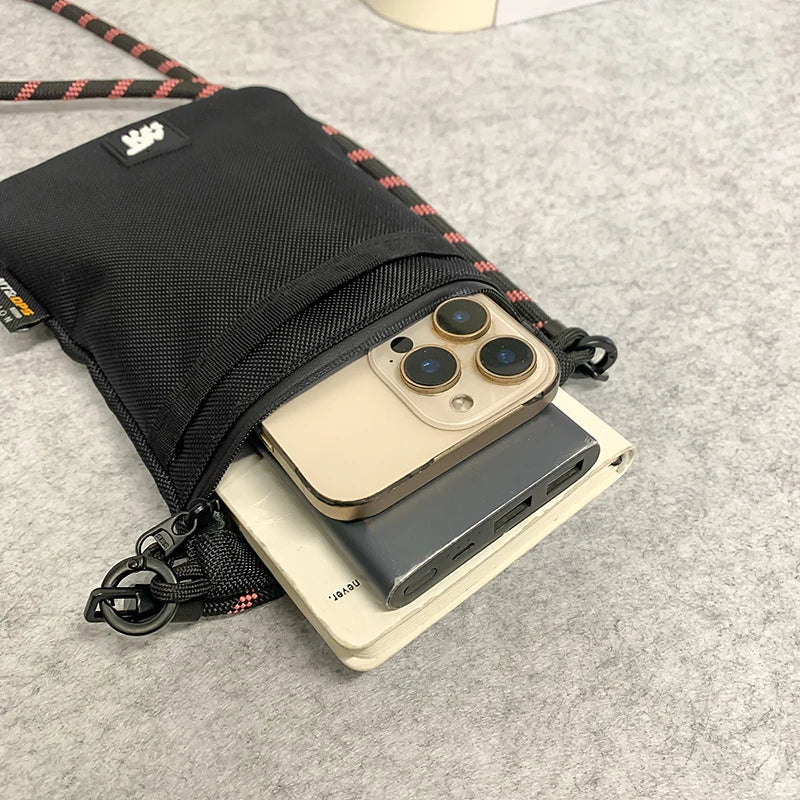 Original Design Nylon Cloth Messenger Bag for Men New Mobile Phone Bag Portable Simple Shoulder Bag Unisex Satchel