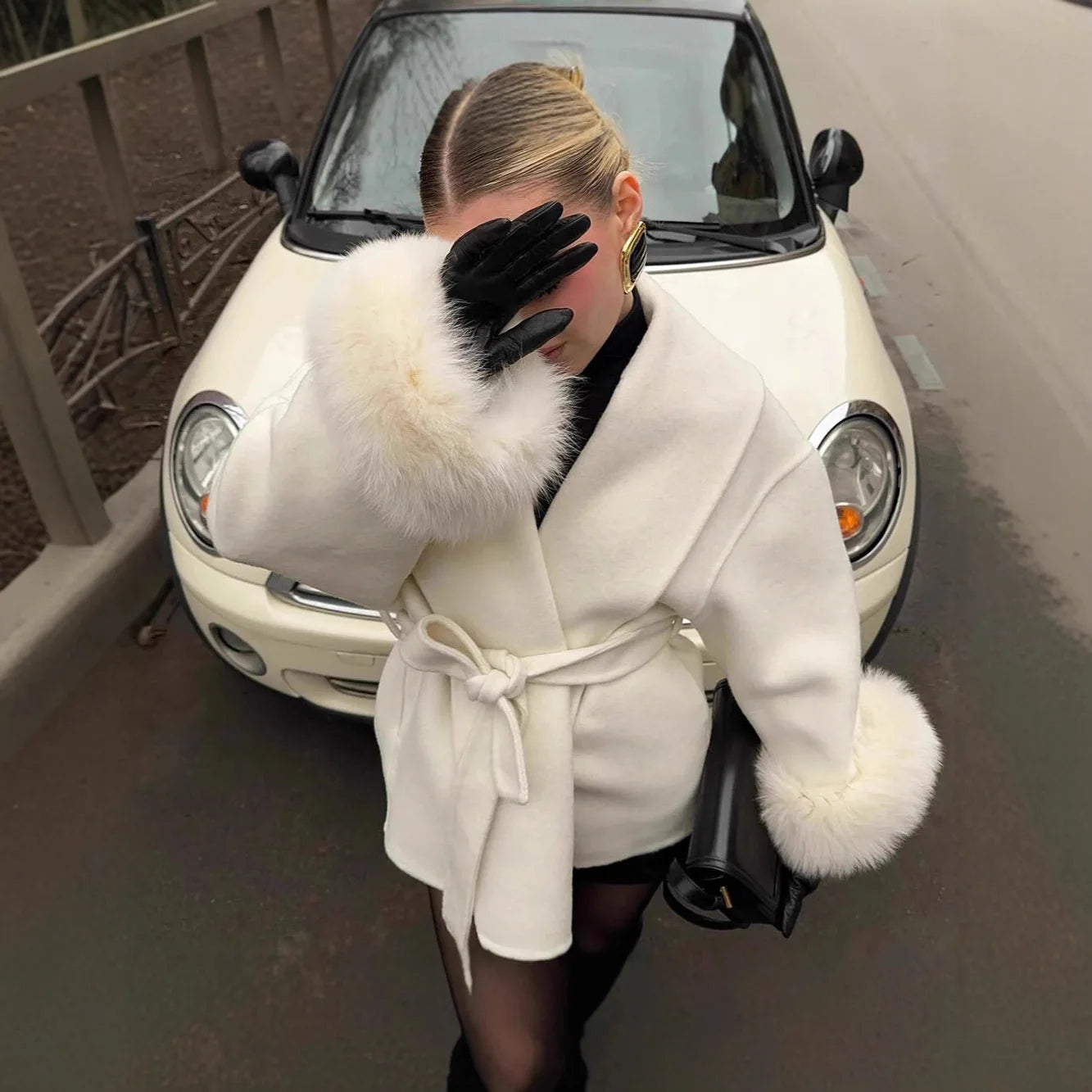 Women’s Belted Tweed Coat with Plush Lapel & Faux-Fur Sleeves — Vintage Street Outerwear (Autumn/Winter 2025)