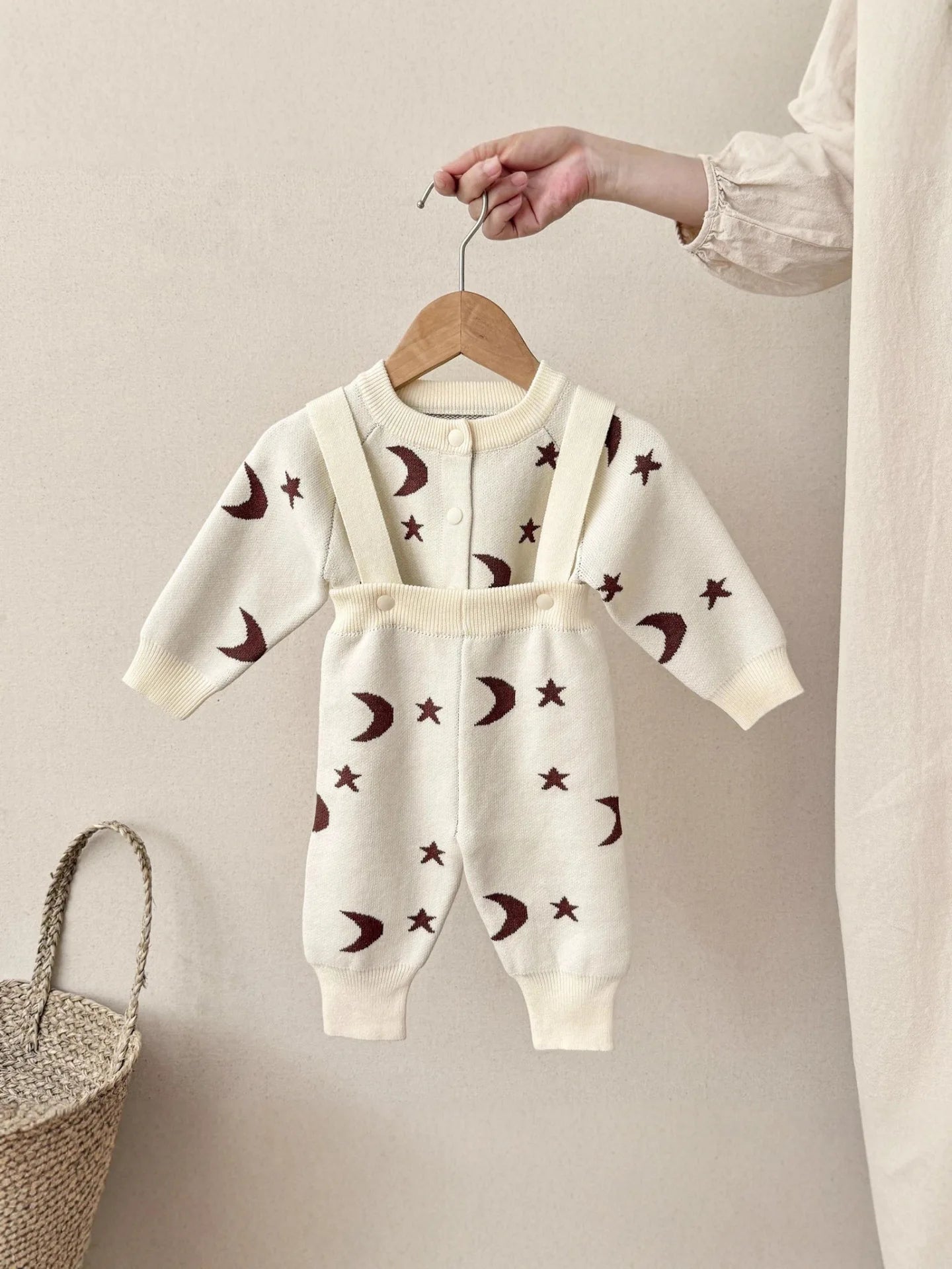 2026 Spring New Baby Clothing Single Breast Moon Print Girls Sweaters Option Knit Overalls  Baby Girls Knitwear