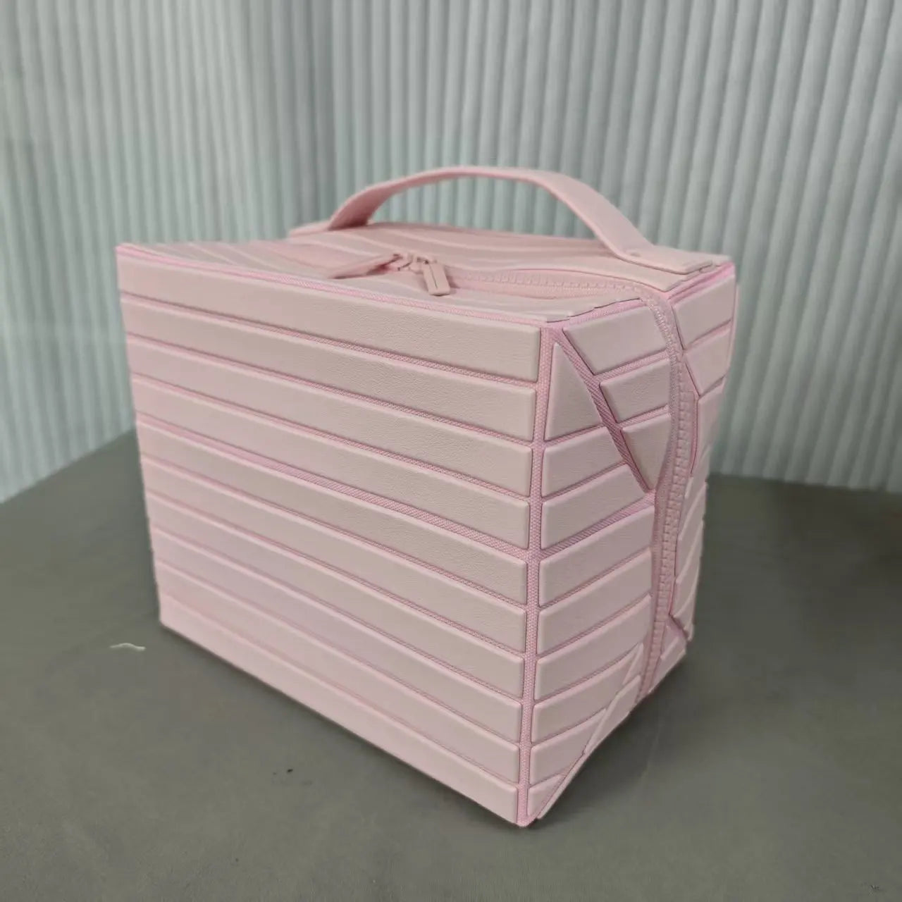 Striped 3D Makeup Bag – European-Style Waterproof Travel Handbag