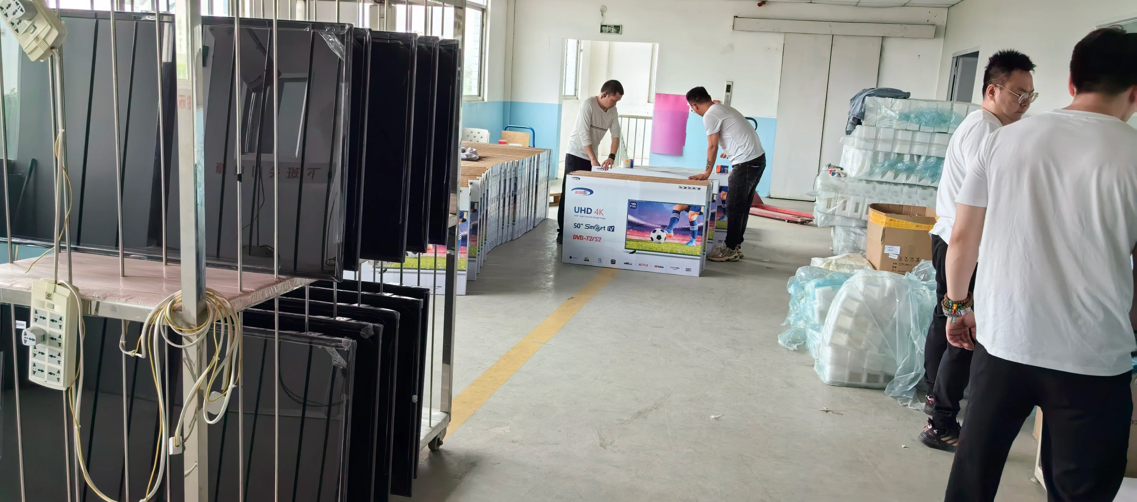 LED Smart TV with WiFi & for Bluetooth 4K UHD Frameless TV Available in Sizes 32inch and Larger for Hotels