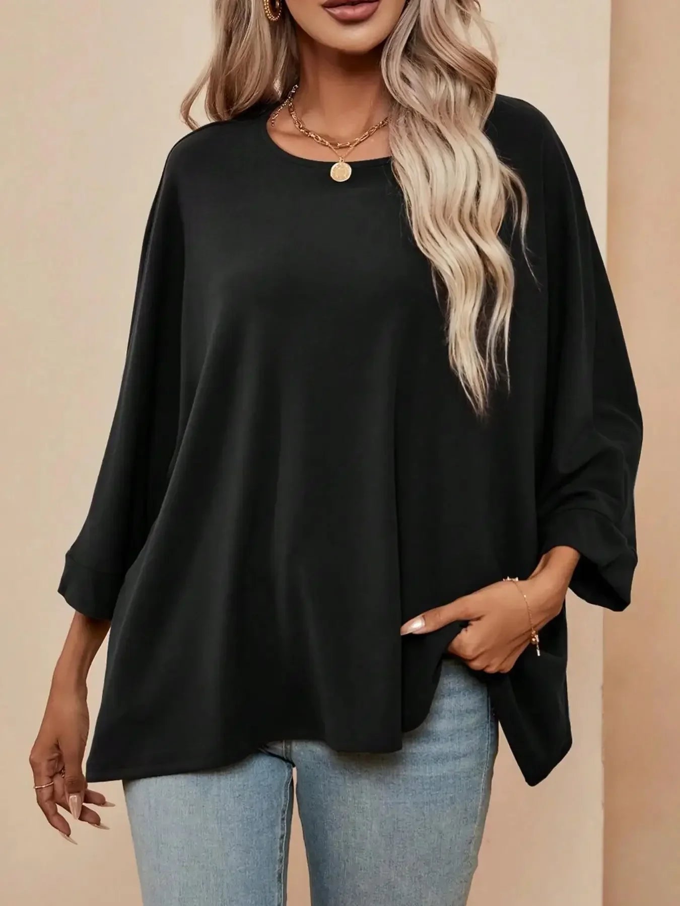 Plus Size Women's Fashionable  Spring Autumn Long Sleeved T-shirt Ladies Casual O-neck Solid Color Bat Sleeve T-shirt Loose Tops