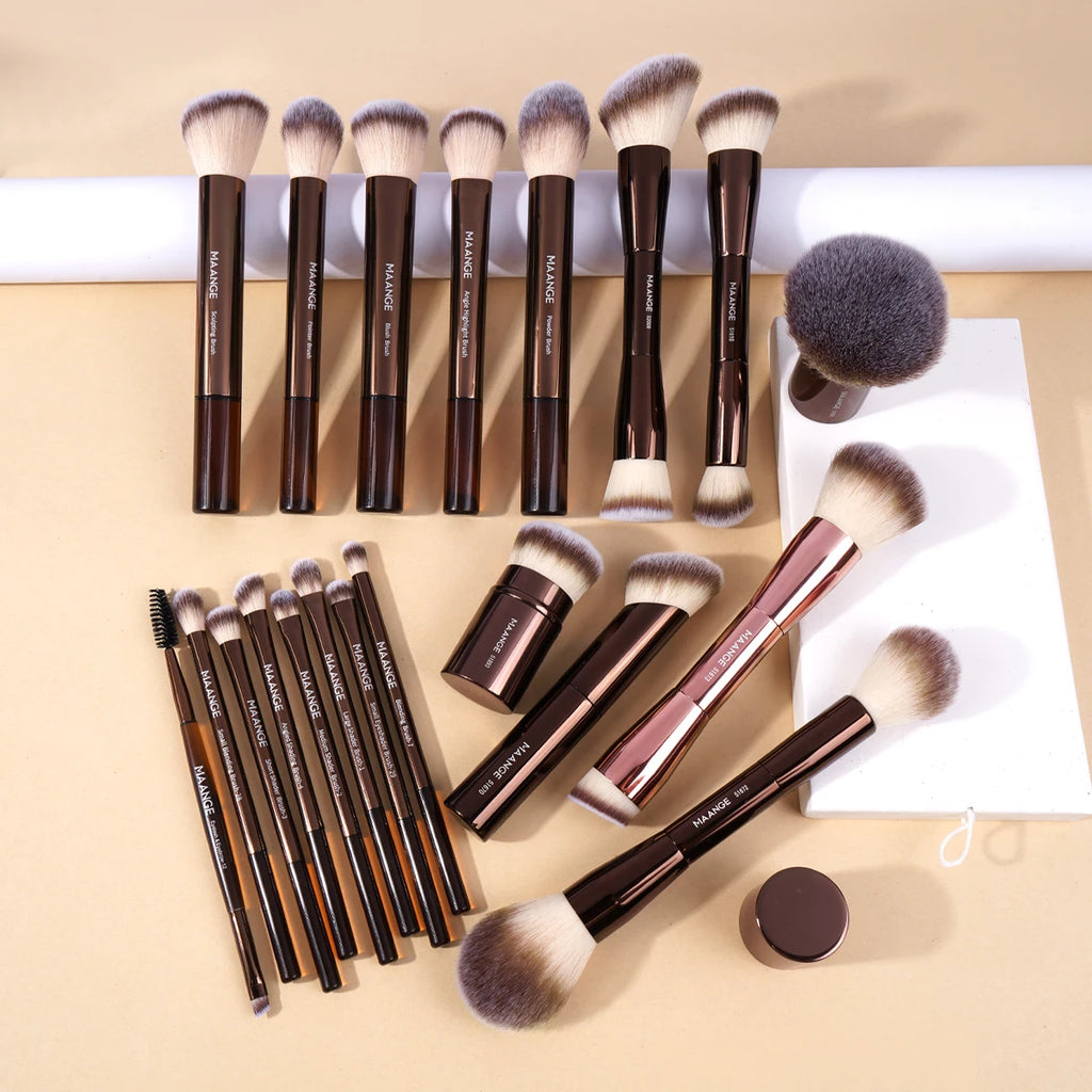 MAANGE 20-Piece Makeup Brush Set with Bag – Soft Synthetic Fluffy Brushes