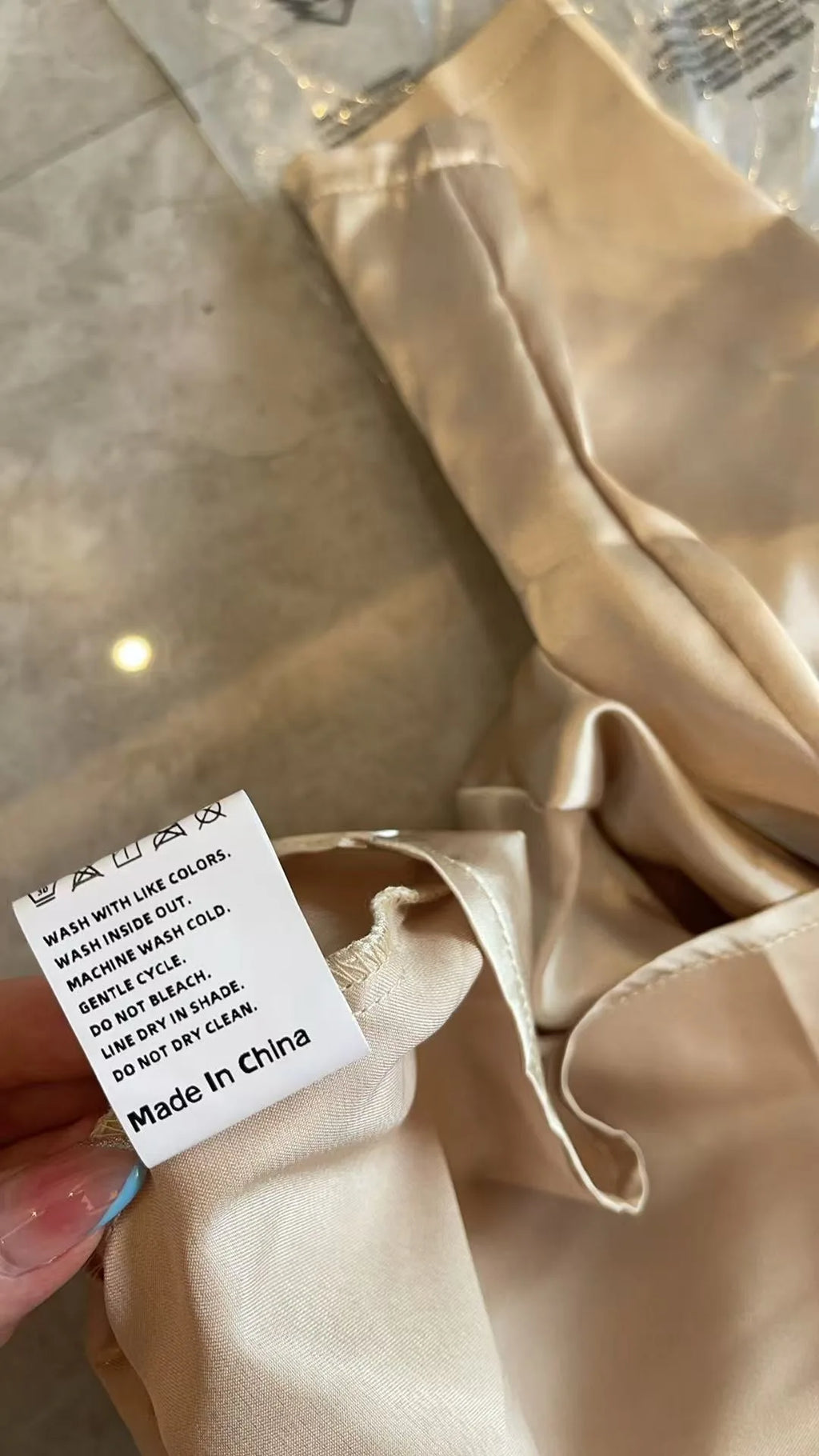 Elegant Women's Satin Shirt Blouse New Print V-neck Swing Neck Long-sleeved Solid Color Loose Shirt Casual Top Office Ladies