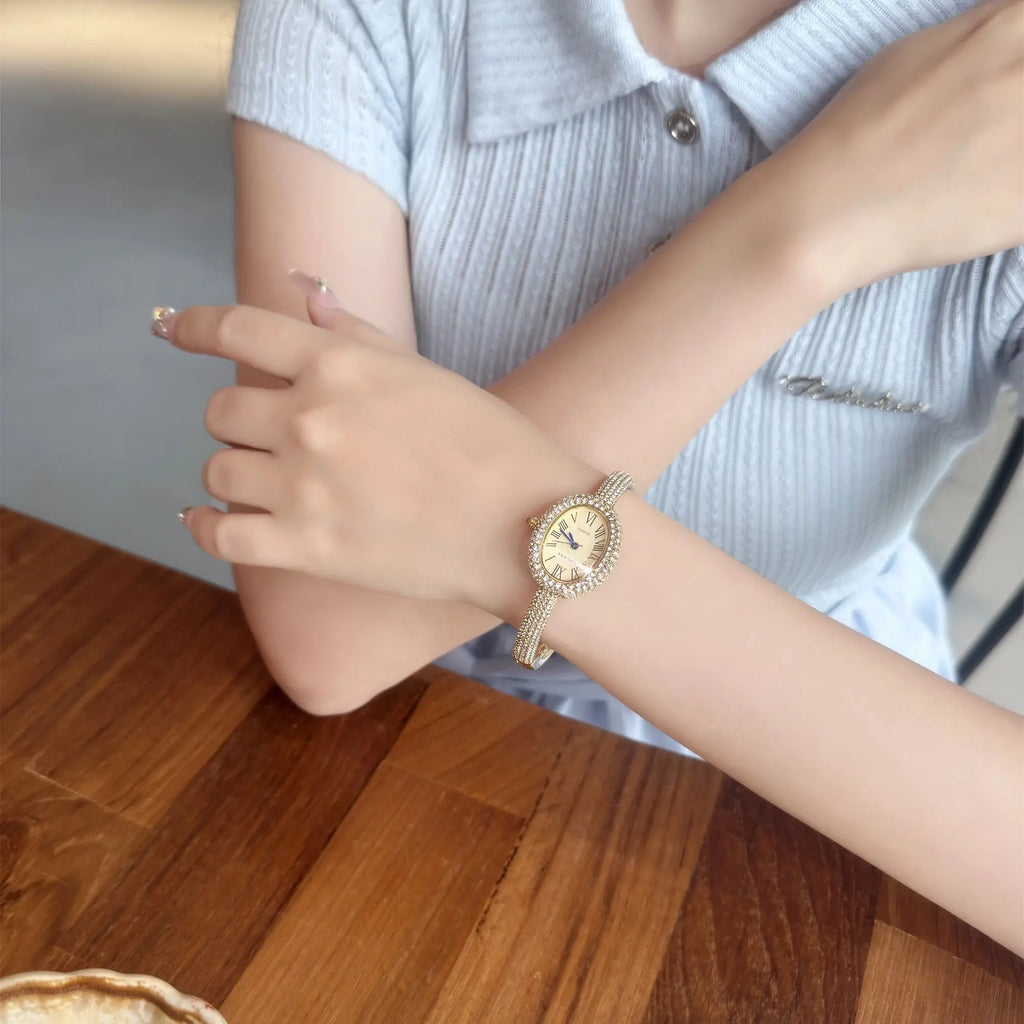 New Luxury Elegant ladies' Bracelet Wrist Watch Roman Numeral Inlaid Rhinestones Oval Waterproof Women's Quartz Watch Reloj