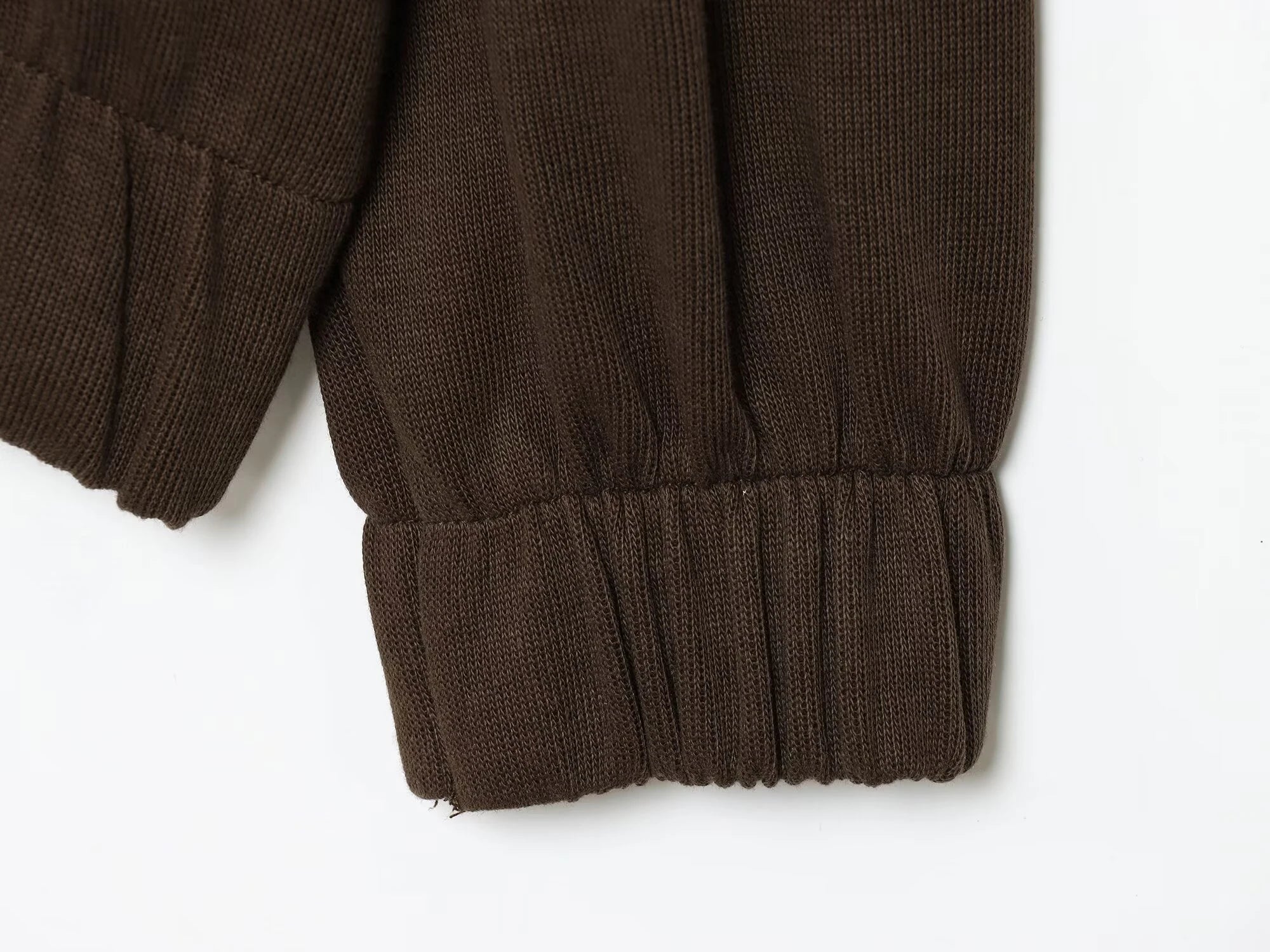 Women’s 2-Piece Set – Stand Collar Zip Sweatshirt & Soft Straight-Leg Pants (Autumn 2025)