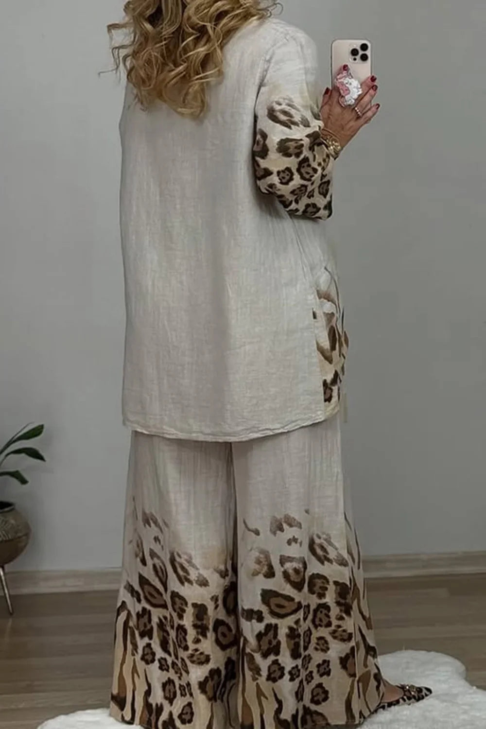 Women's Plus Size Two Piece Set Vacation Casual Leopard Round Neck Short Sleeve Pocket Two Piece Pant Sets Vintage Matching Set