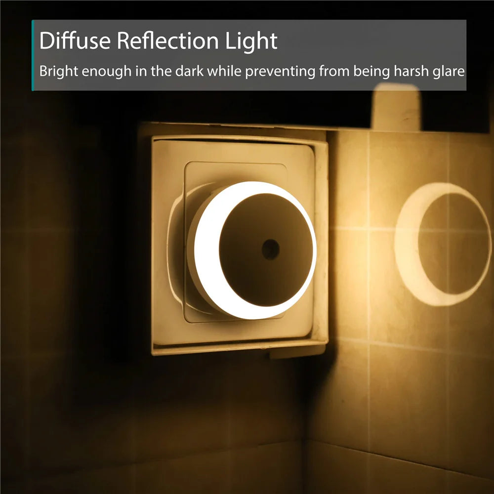 RXSFY Dusk-to-Dawn Plug-In LED Night Light (Auto-Dim)