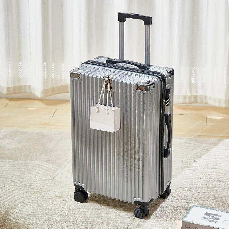 Modern Carry on Trolley CaseCustom Large 20/22/24/26/28 Inch PC ABS Luggage with Combination Lock Wholesale Prices Suitcase