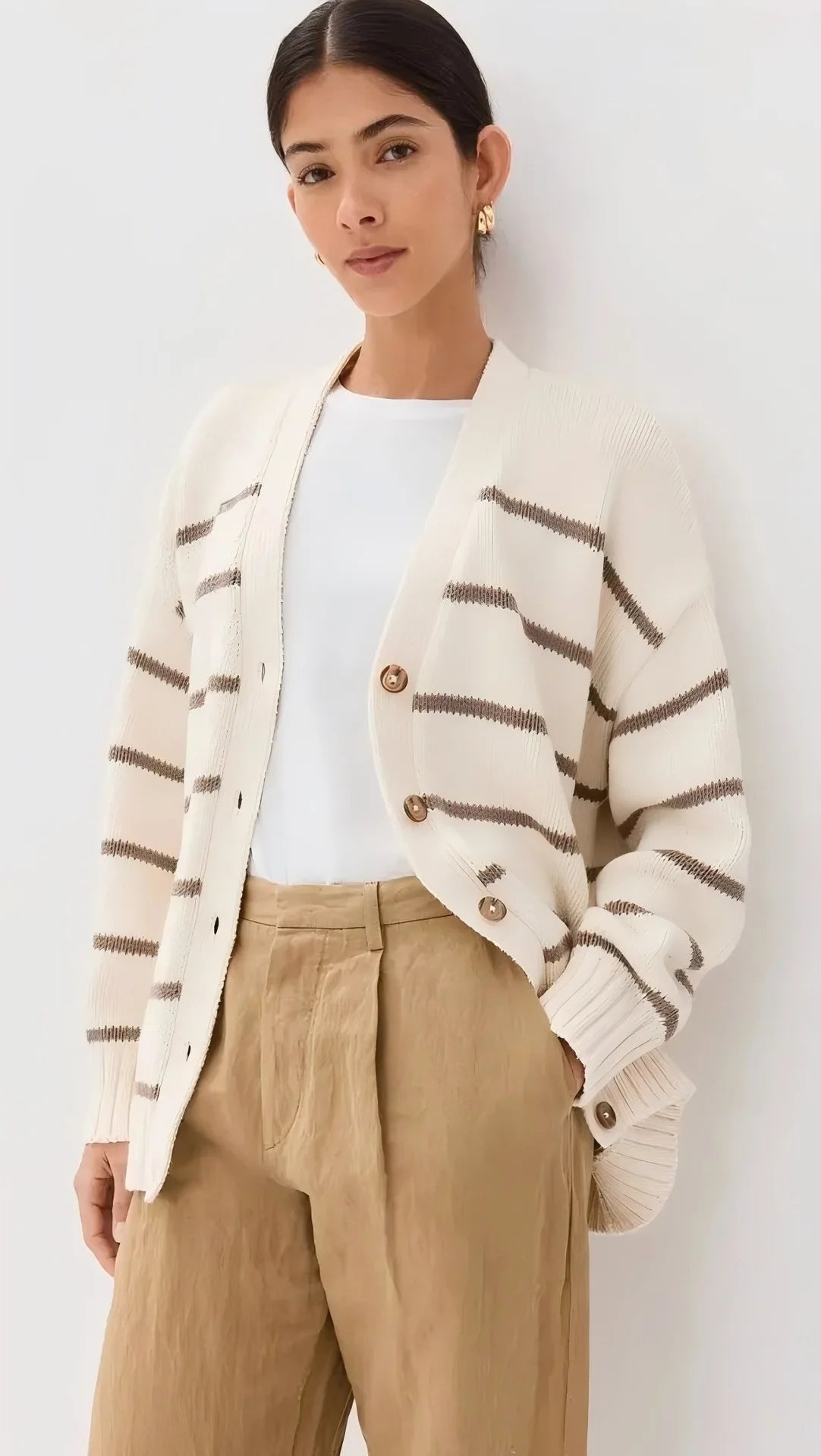 Cozy Autumn Striped Knit Cardigan – V-Neck Button-Up Sweater for Effortless Style