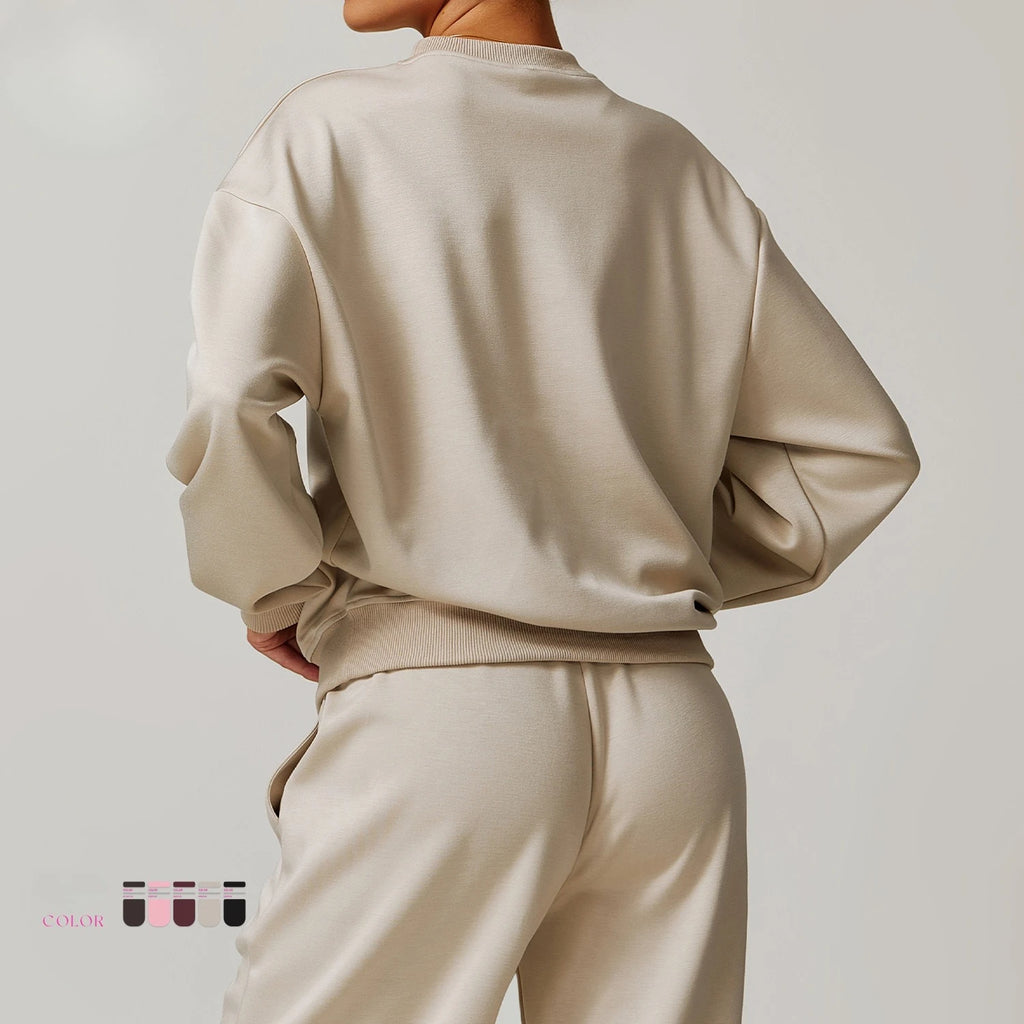 Women’s Classic Crewneck Sweatshirt – Loose Fit Pullover