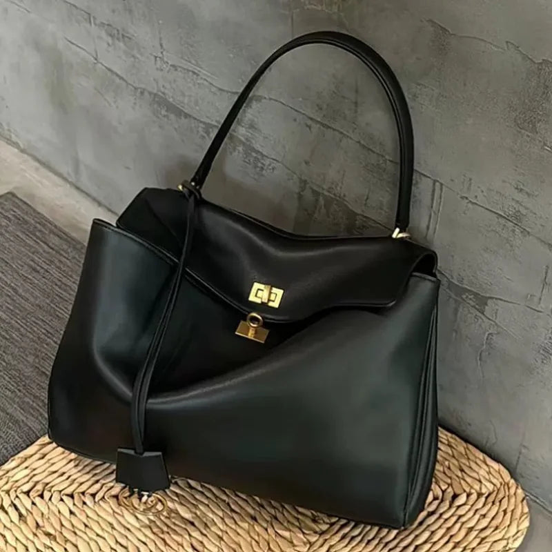 Luxury Brand Women Messenger Bags Soft Leather Brown Suede Hand Held Totes Gold Buckle Women Shoulder Bags Lady Trend Satchel