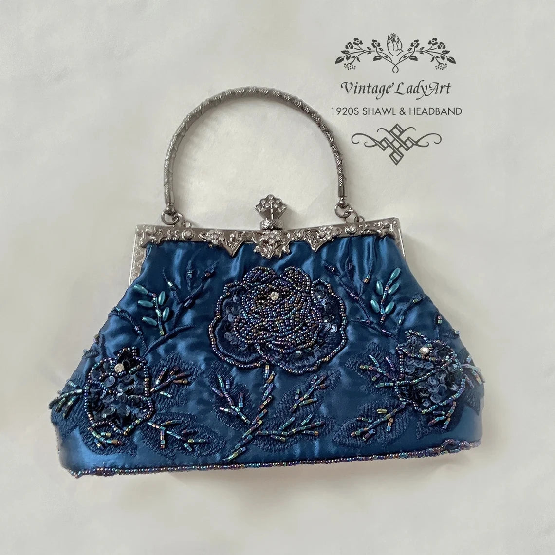 Lost in Vintage Evening  Handbag Flower Beaded Sequin Clutch Purse with the 2 Detachable Removalbe Shoulder Chain Formal Party