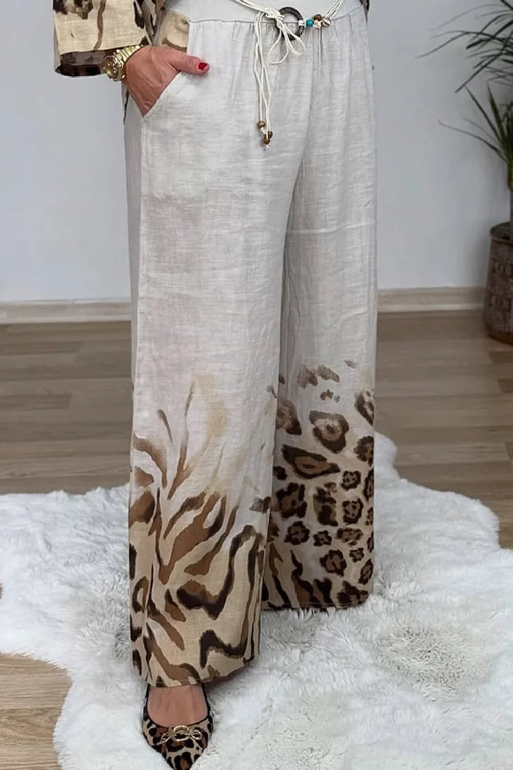 Women's Plus Size Two Piece Set Vacation Casual Leopard Round Neck Short Sleeve Pocket Two Piece Pant Sets Vintage Matching Set