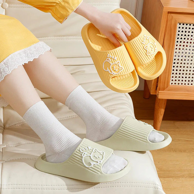 Cute Cartoon Kitten Women's Summer Slippers Indoor Bathroom Cloudy Soft Sole Non-slip Leisure Comfort Couple Home Shoes