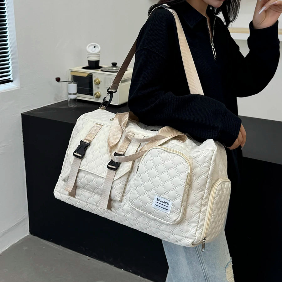 Durable Nylon Travel Duffle Bag, Portable Sports Gym Bag for Overnight Trips Shoulder Duffel Training Bag, Spacious Argyle