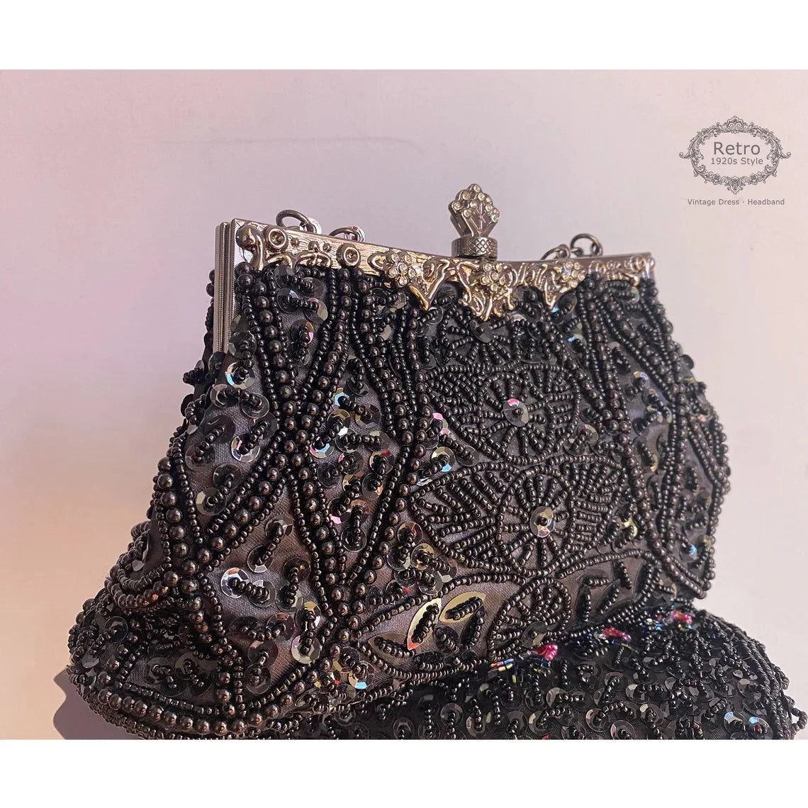 Lost in Vintage Clutch Handbag Beaded and Sequin Kiss-lock Closurer Shoulder Bag Crossbody Detachable ChainProm Evening Party
