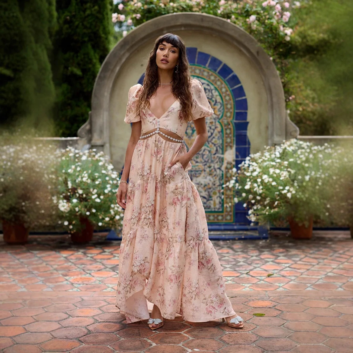 Giyu Sexy Pearl Evening Club Party Dresses Women Summer Dress Elegant Spaghetti Strap Backless Lace Up Maxi Long Ruffles Robe