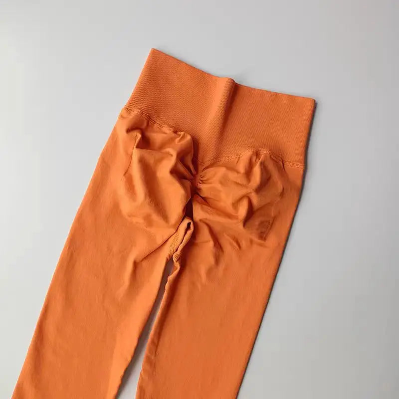 Seamless High-Waist Yoga Leggings – Push-Up Hip Lift Fit