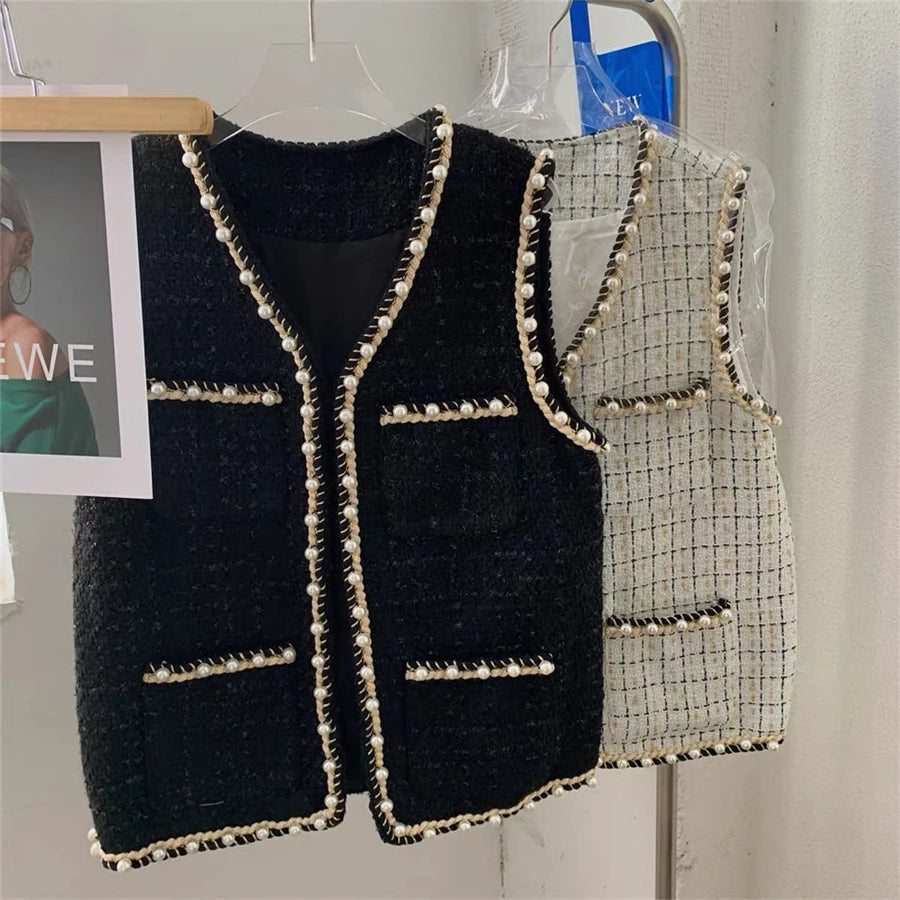 Women’s Tweed Plaid Vest – Wool-Blend Waistcoat with Pearl Buckle, Sleeveless Jacket (Vintage Korean Style, Spring/Fall)