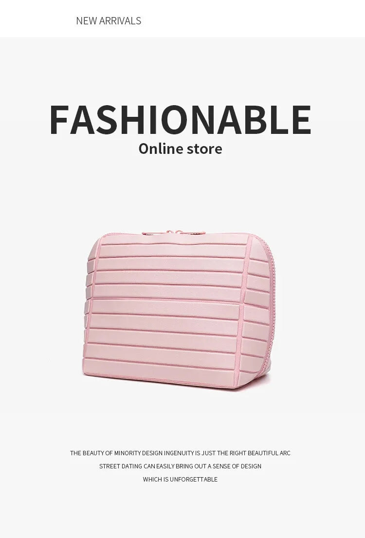 Geometric Makeup Organizer Bag – Large-Capacity Zipper Travel Case