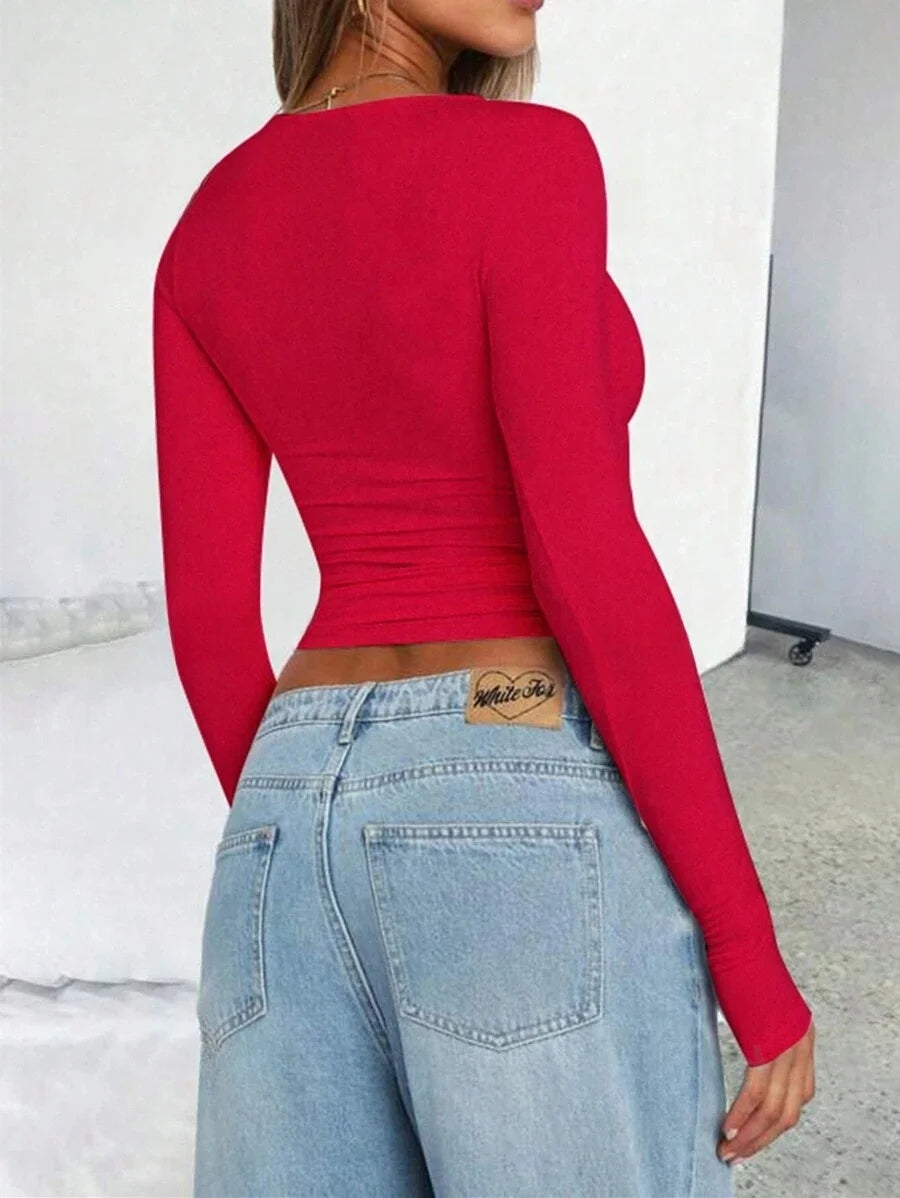 Women’s Slim Fit Long Sleeve Crop Top – Basic Layering Tee for Spring & Fall Fashion (Y2K Style)