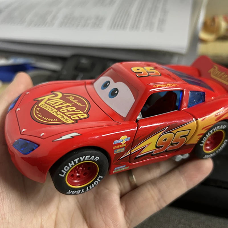 Disney Toy Story 3 Model Car Lightning Mcqueen Metal Diecast With Lights Inertial Pull-Back Wheel Spit Out Your Tongue Cars Toys