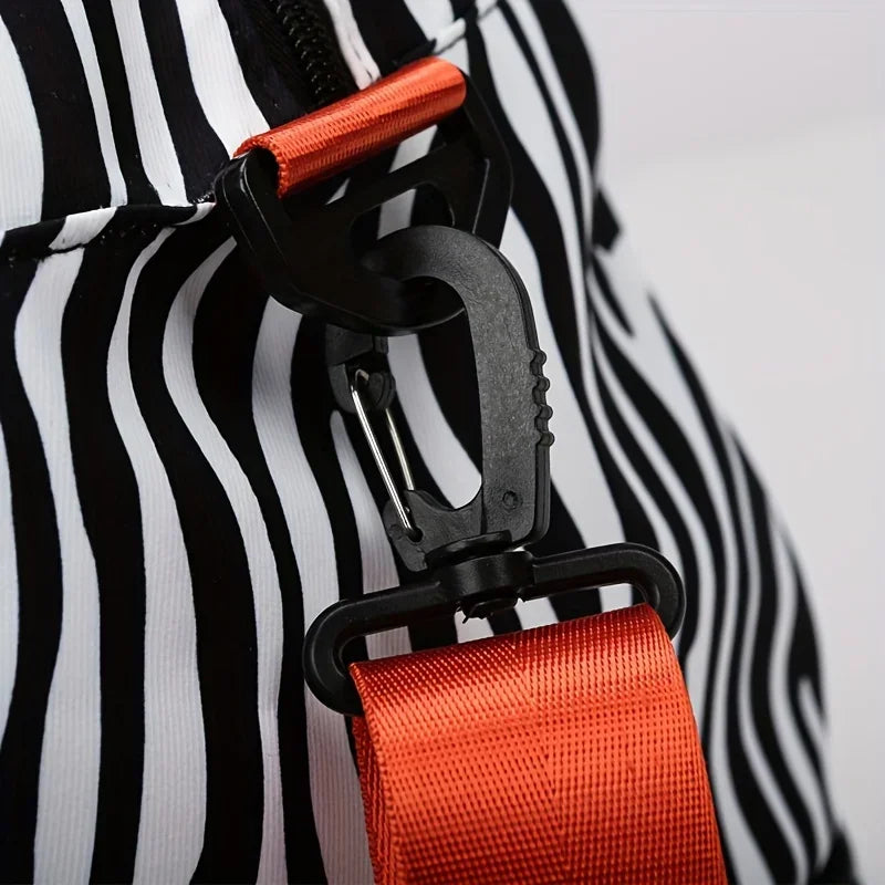 Large Capacity Nylon Travel Duffle Bag with Animal Print, Sports Gym Storage Bag, Portable Women'S Weekender Overnight Bag