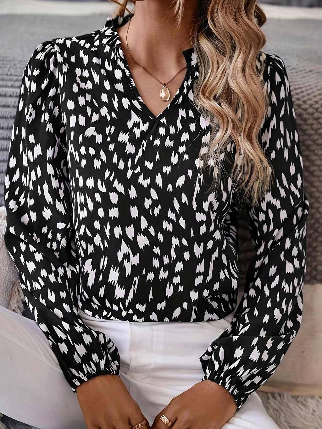 Women’s Plus Size Tie-Dye V-Neck Shirt – Chic & Elegant Summer Casual Top (1XL–5XL)