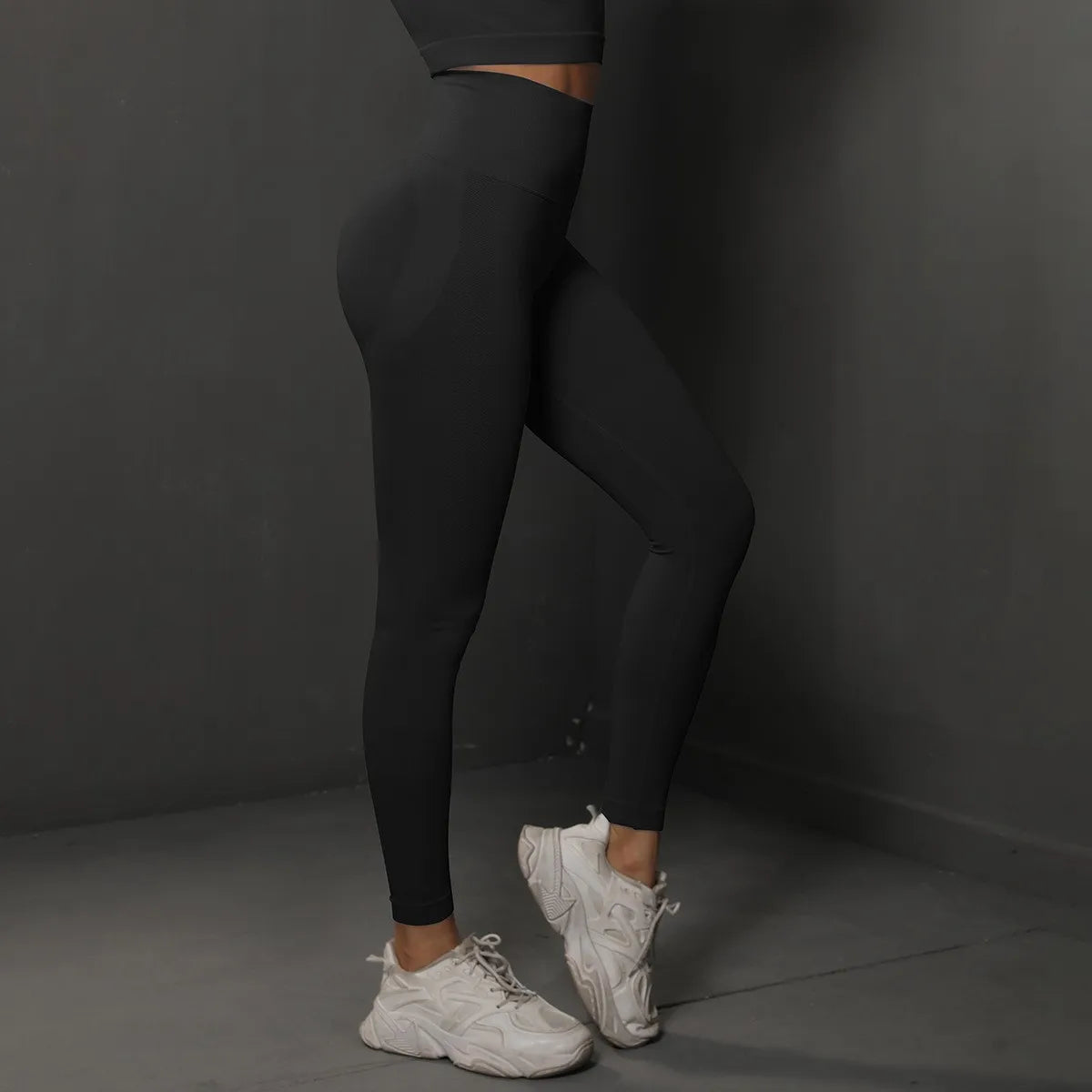 Seamless High-Waist Yoga Leggings – Push-Up Hip Lift Fit