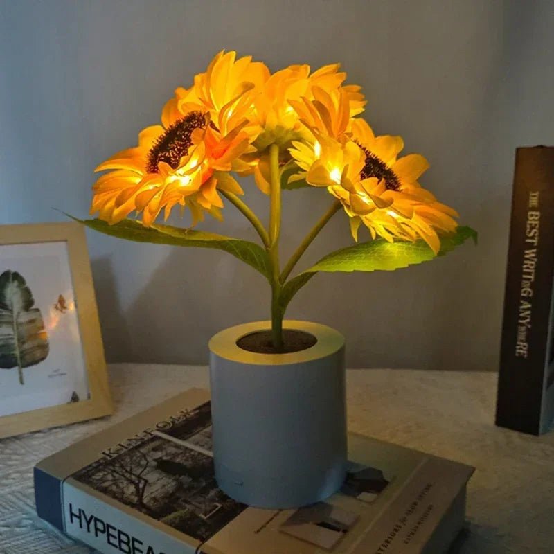 Sunflower LED Night Light — USB Rechargeable Warm Light Decorative Lamp for Bedroom & Holiday Décor