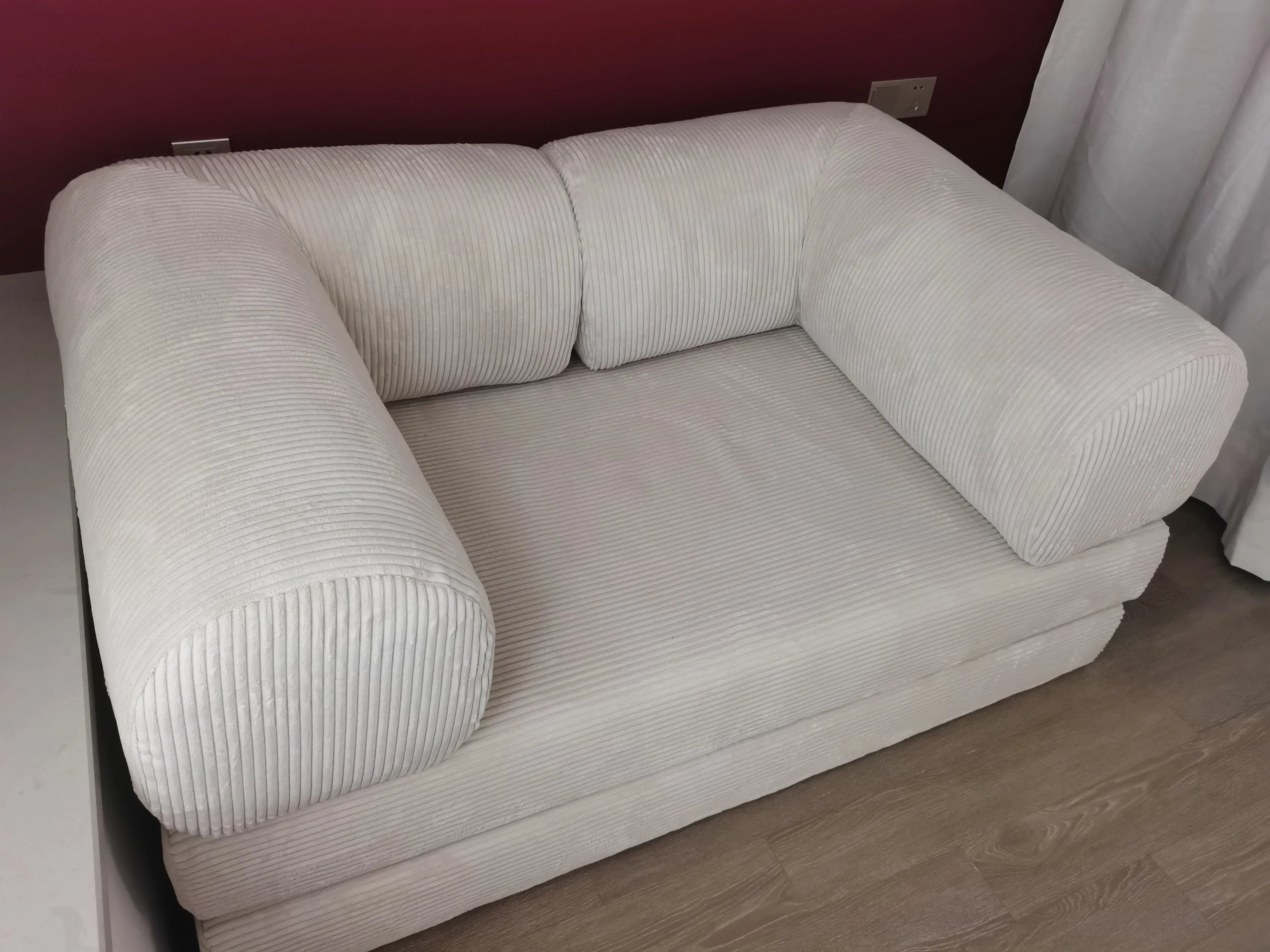 2025 New Elegant Italian Compressed Sofa Minimalist Retro Corduroy Sofa Bed Foldable Washable Customizable for Living Room