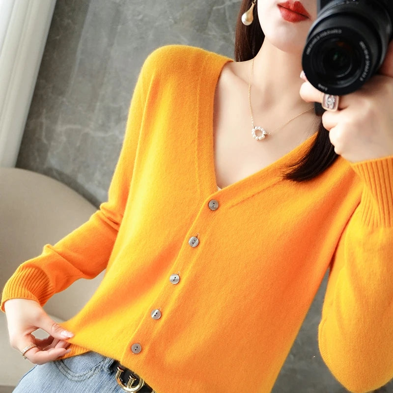2024 New V-Neck Temperament Small Fragrant Wind Women Loose Sweater Sweater All Sweater Coat Special Offer Cardigan ZHI D035