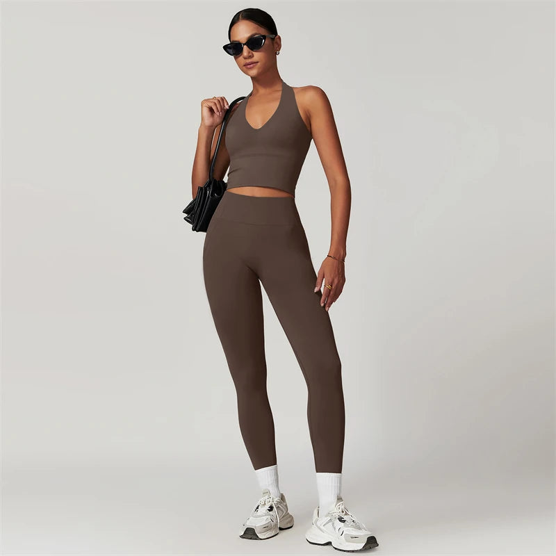 Women’s Seamless Yoga Set – Short Sleeve Crop Top & High-Waist Leggings