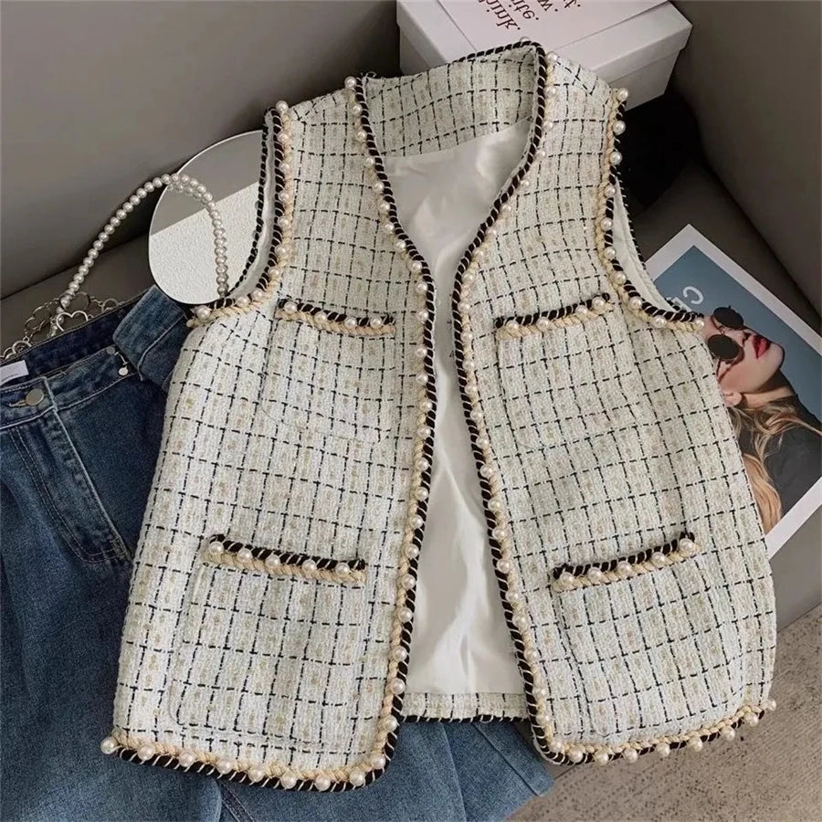 Women’s Tweed Plaid Vest – Wool-Blend Waistcoat with Pearl Buckle, Sleeveless Jacket (Vintage Korean Style, Spring/Fall)
