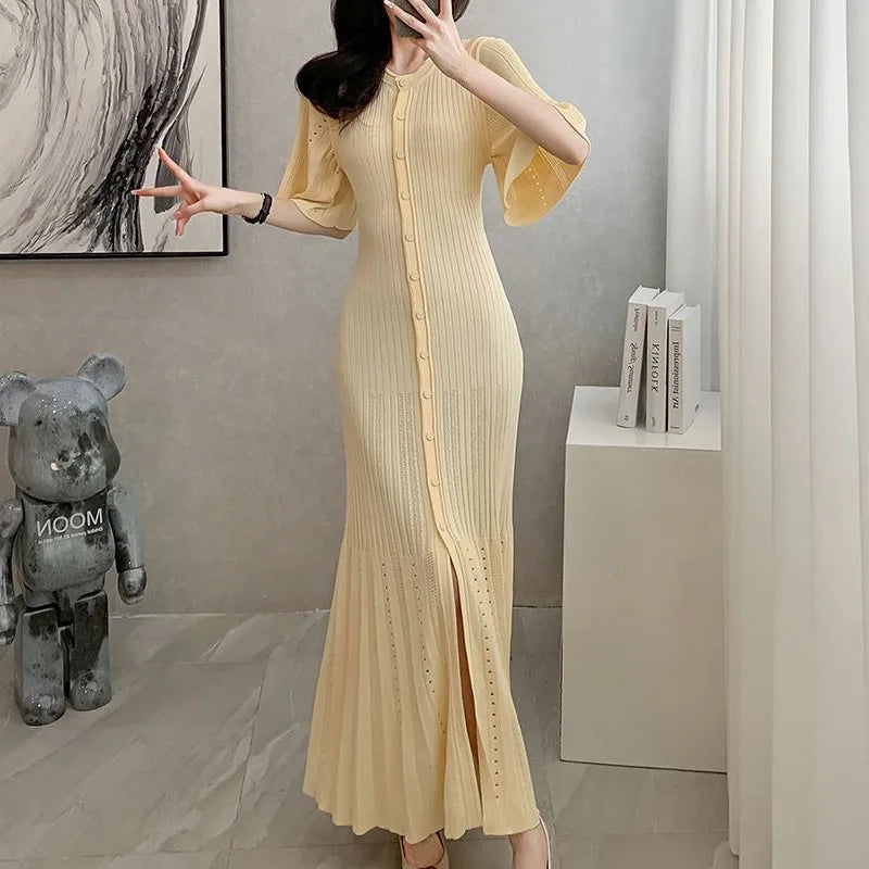 Summer-style fashionable openwork French slimming A-line short-sleeved knitted dress, fishtail long dress for women