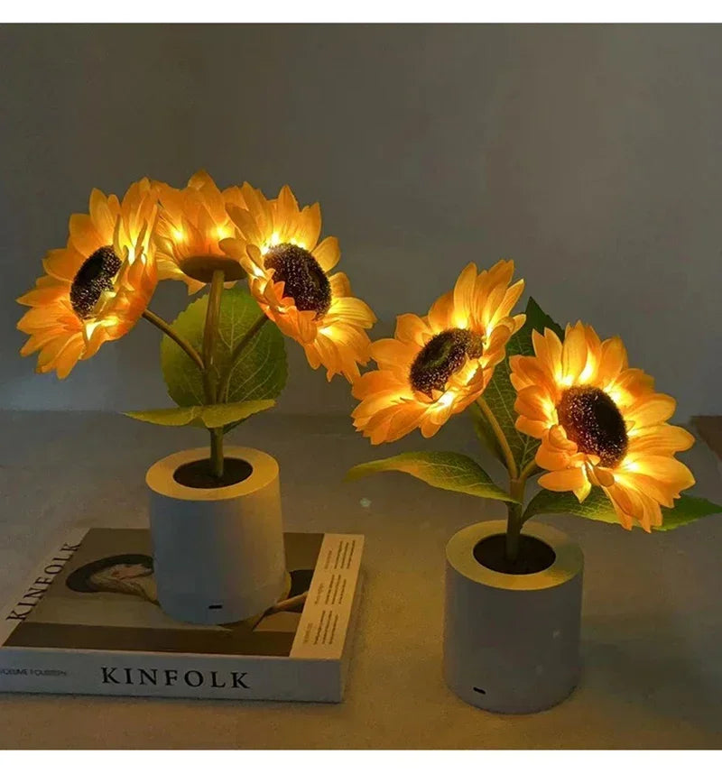 Sunflower LED Night Light — USB Rechargeable Warm Light Decorative Lamp for Bedroom & Holiday Décor