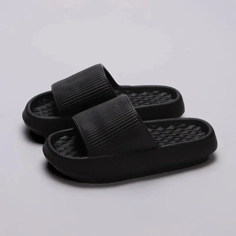 4cm Super Soft EVA Sole Non-slip Soft Cloud Slippers Women Comfy Eva Thick Platform Slides Woman Couple Bathroom Home Flip Flops