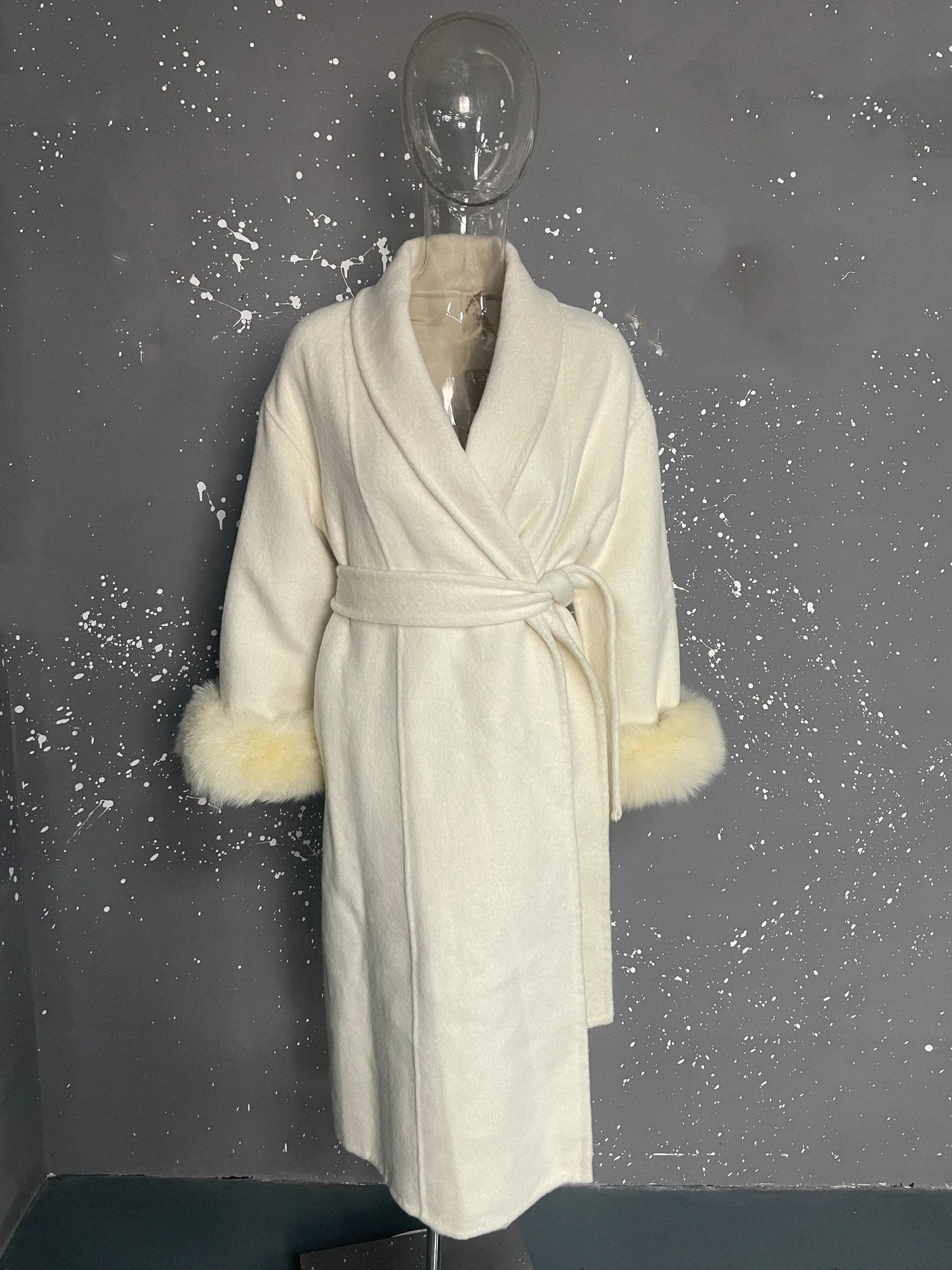 UCXQ Elegant OL Office Lady Overcoats Fur Patchwork Long Sleeve Woolen Coat Beautiful Women's Clothing Jacket Autumn 2025 Winter