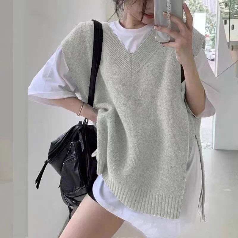 Autumn Sleeveless Women Loose Casual Vest Fashion Solid Color Elegant V-neck Knitted Top Korean Style Pullover Knitwear