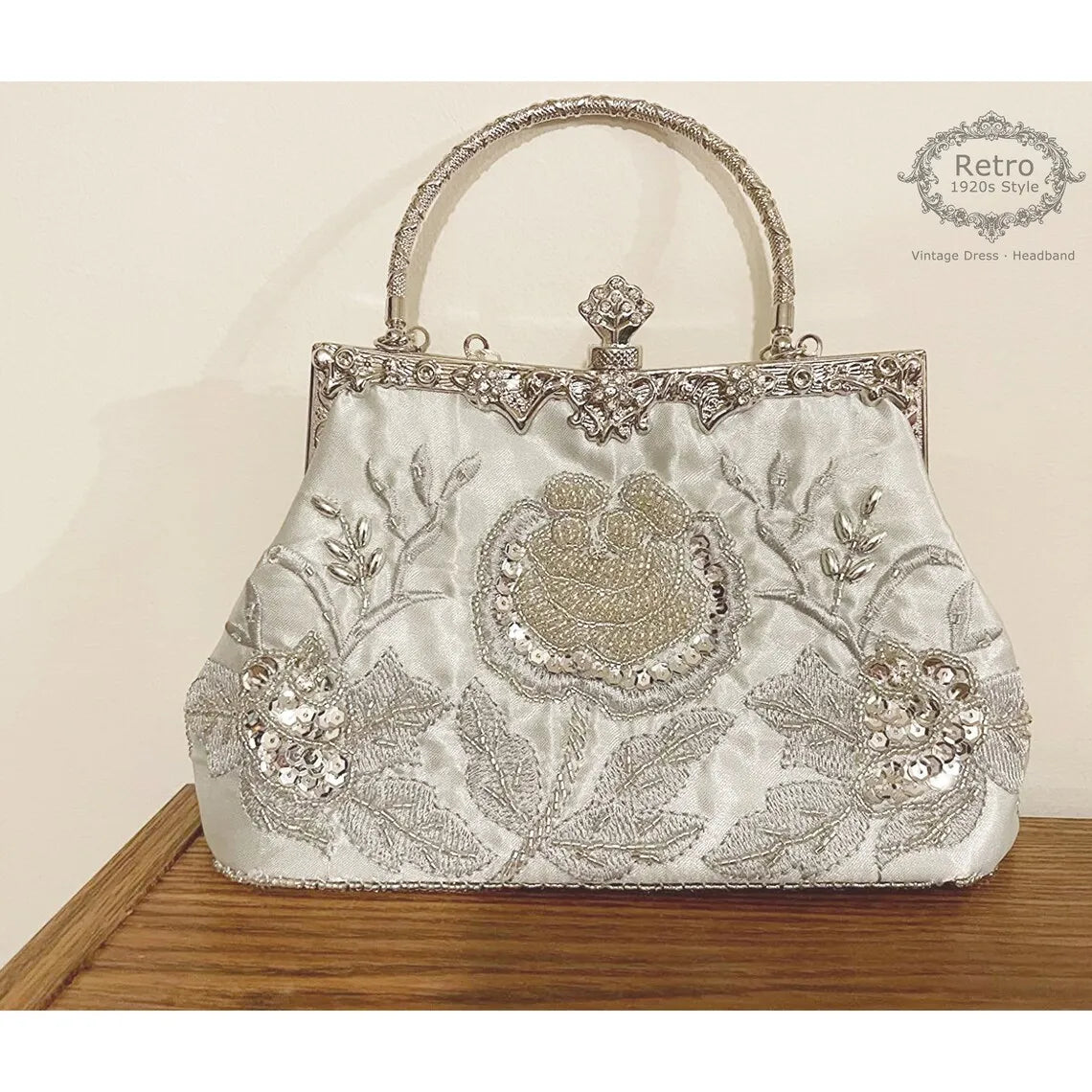 Lost in Vintage Evening  Handbag Flower Beaded Sequin Clutch Purse with the 2 Detachable Removalbe Shoulder Chain Formal Party