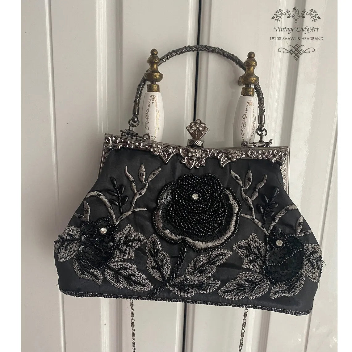 Lost in Vintage Evening  Handbag Flower Beaded Sequin Clutch Purse with the 2 Detachable Removalbe Shoulder Chain Formal Party